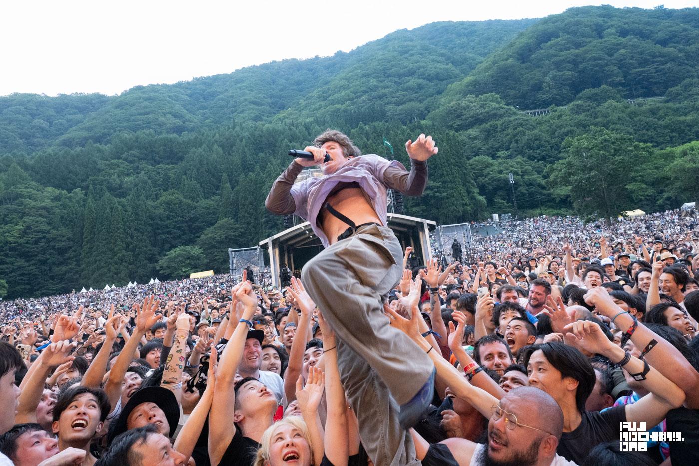 ENG: TURNSTILE