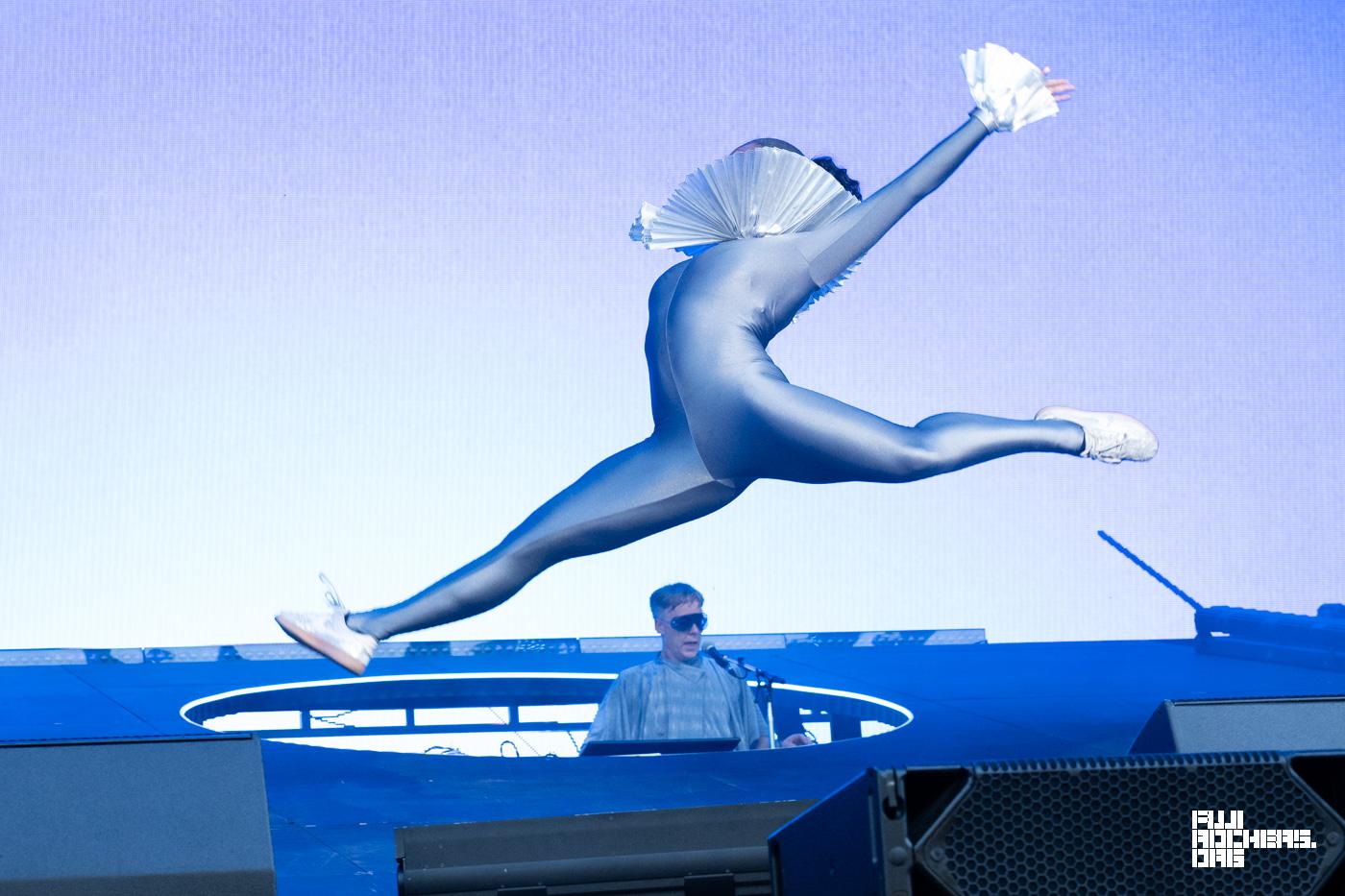 BASEMENT JAXX