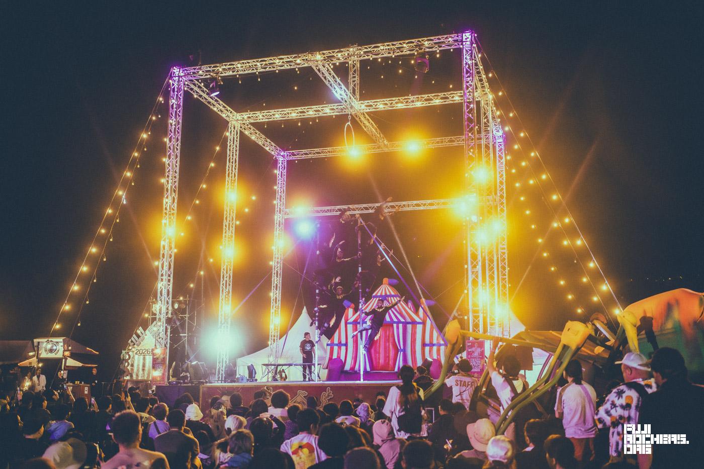 SAKURA CIRCUS