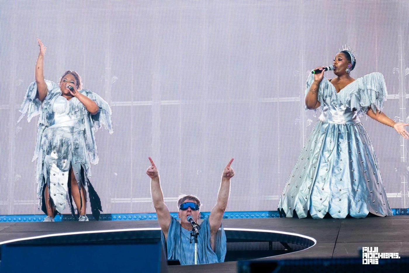 BASEMENT JAXX