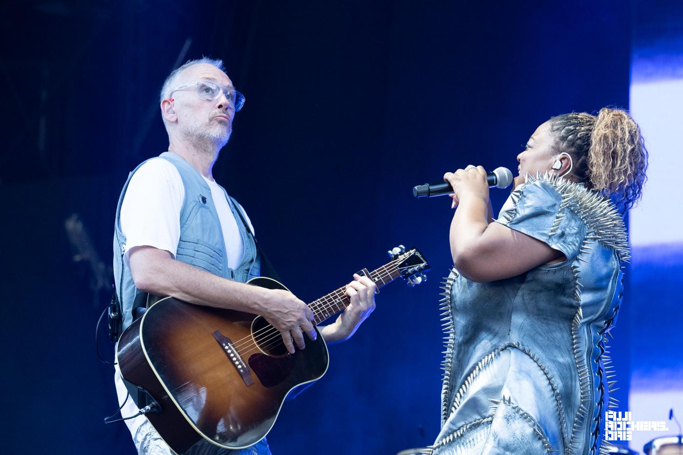 BASEMENT JAXX