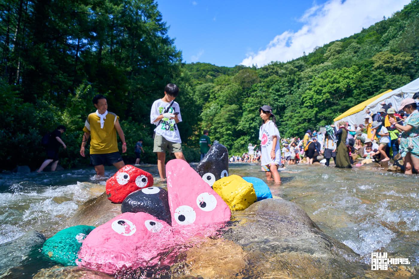 川に入ってみた