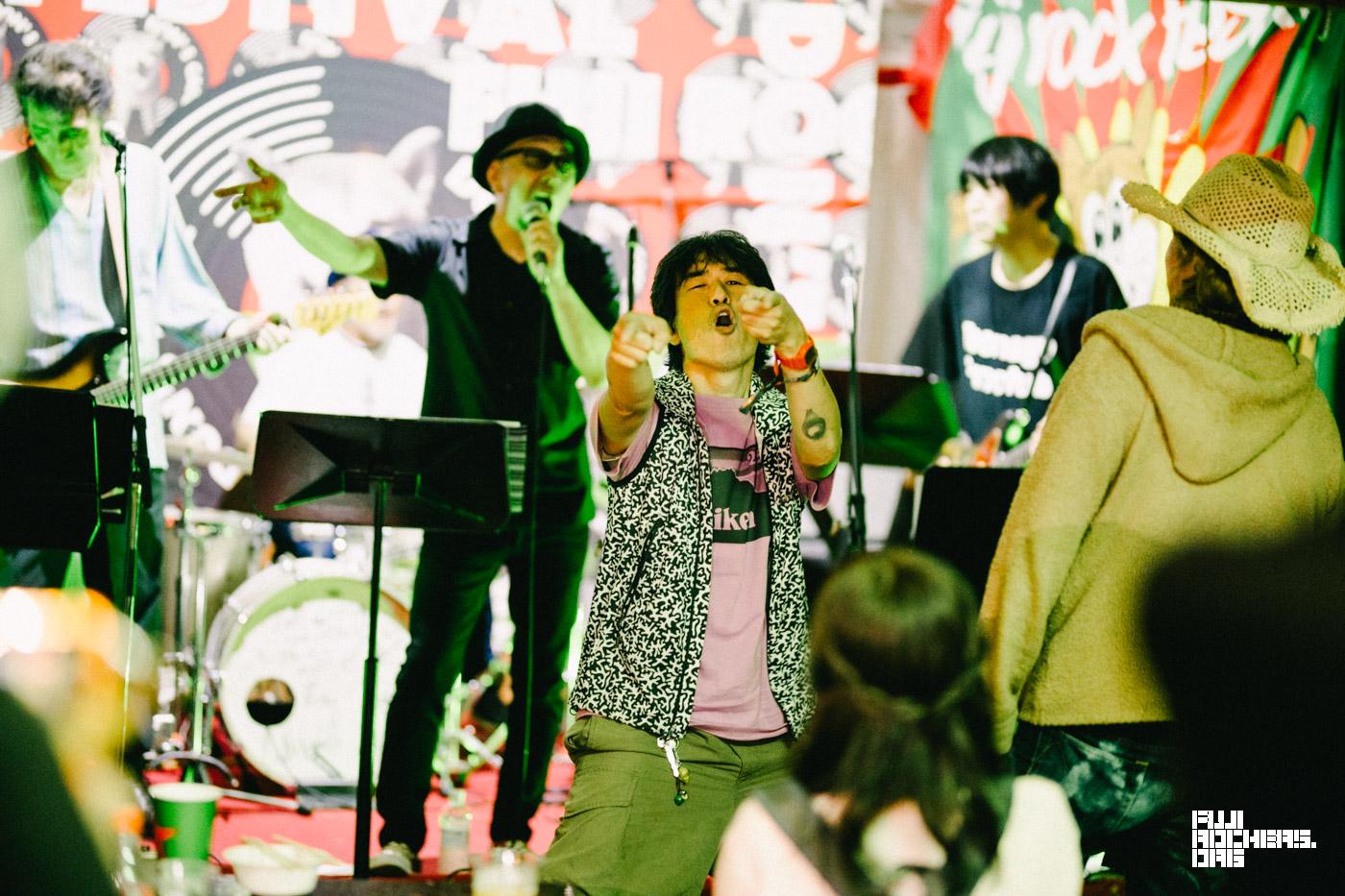 苗場音楽突撃隊