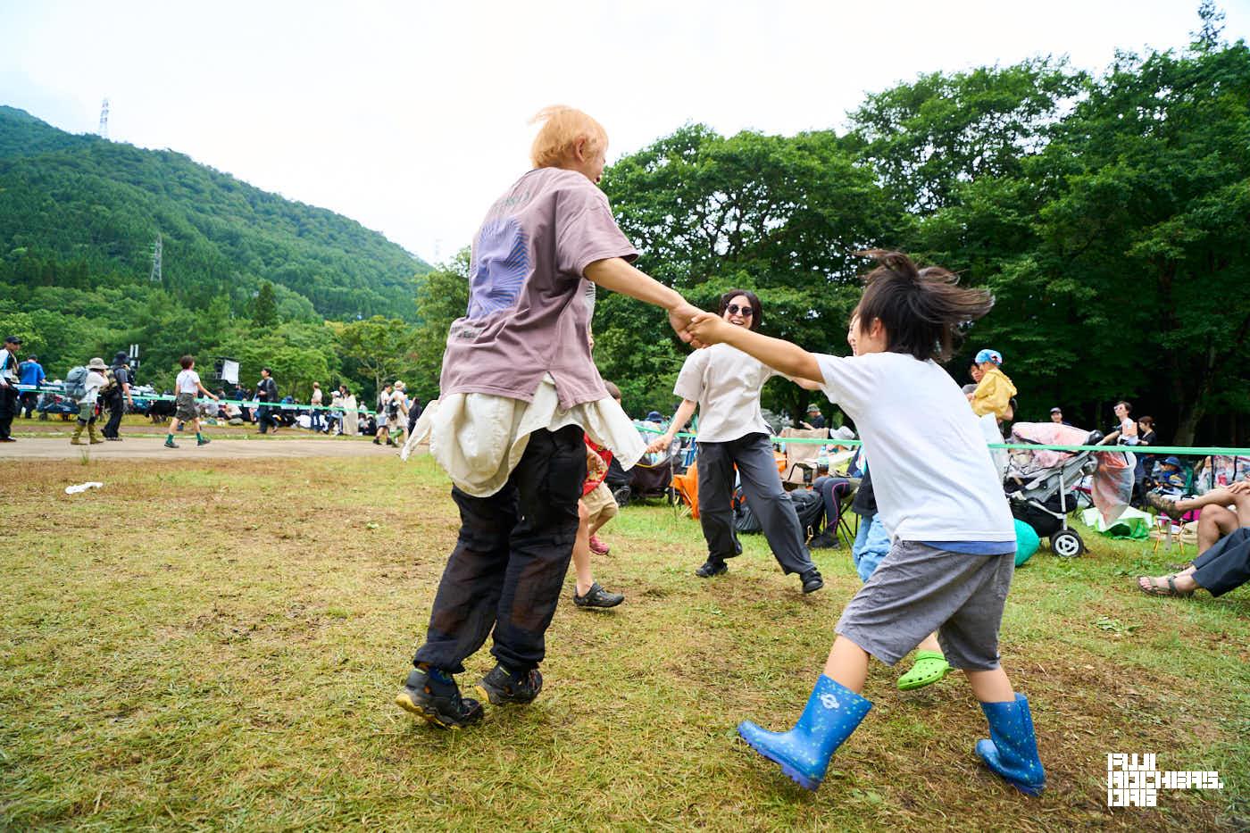 世界一平和なサークル