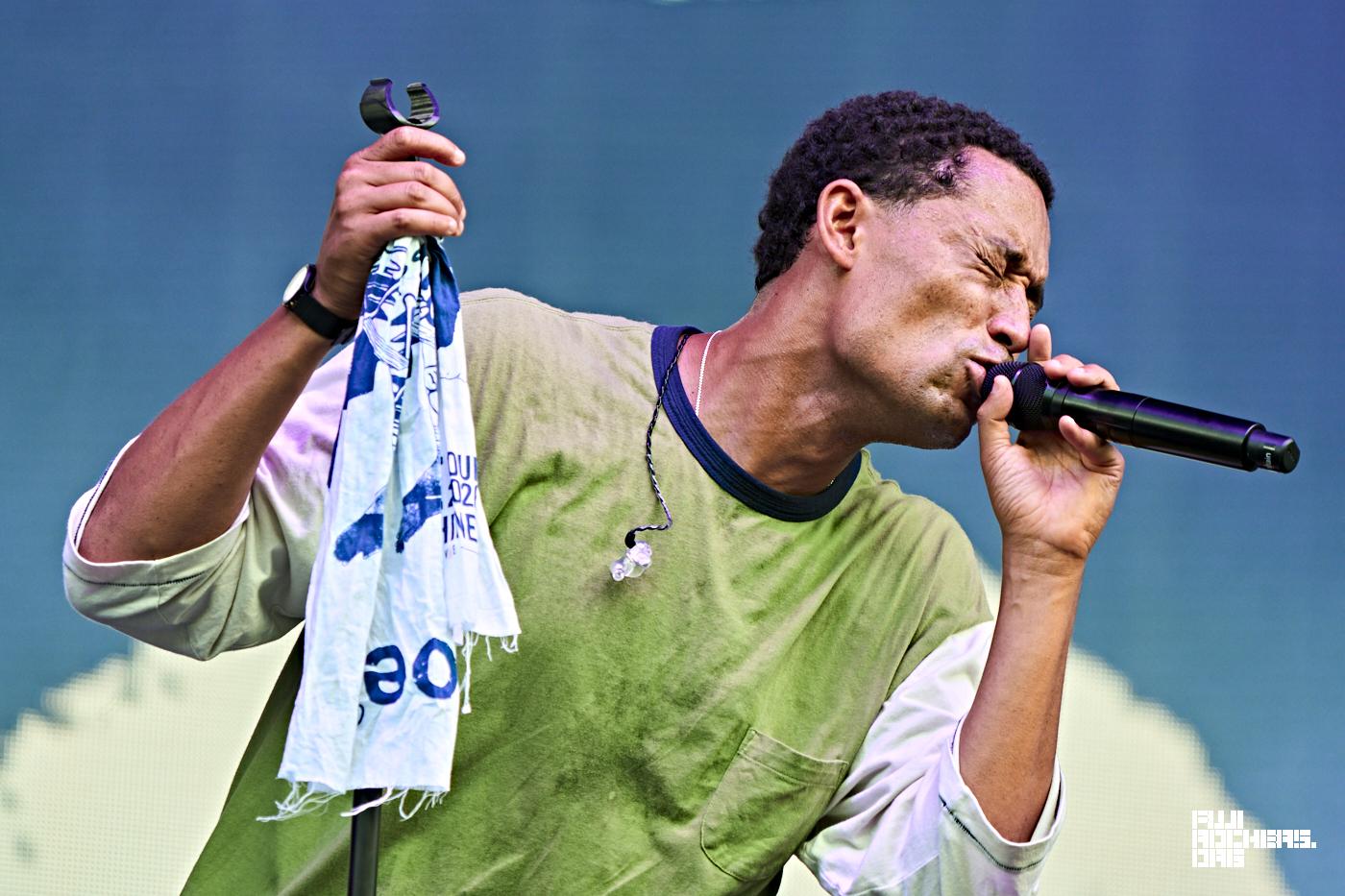LOYLE CARNER