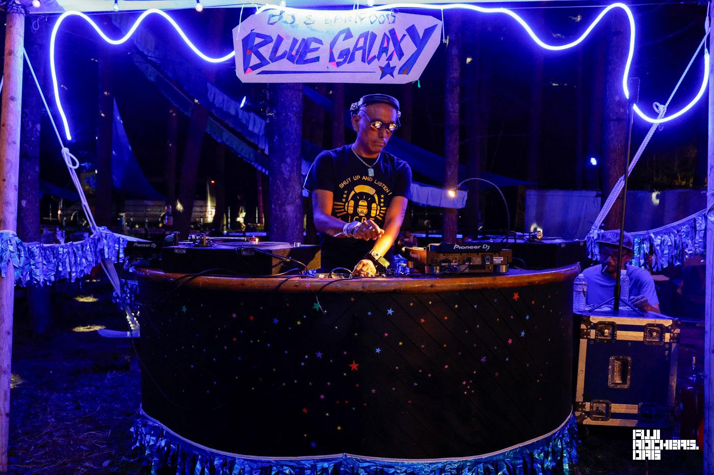 DJ COLA