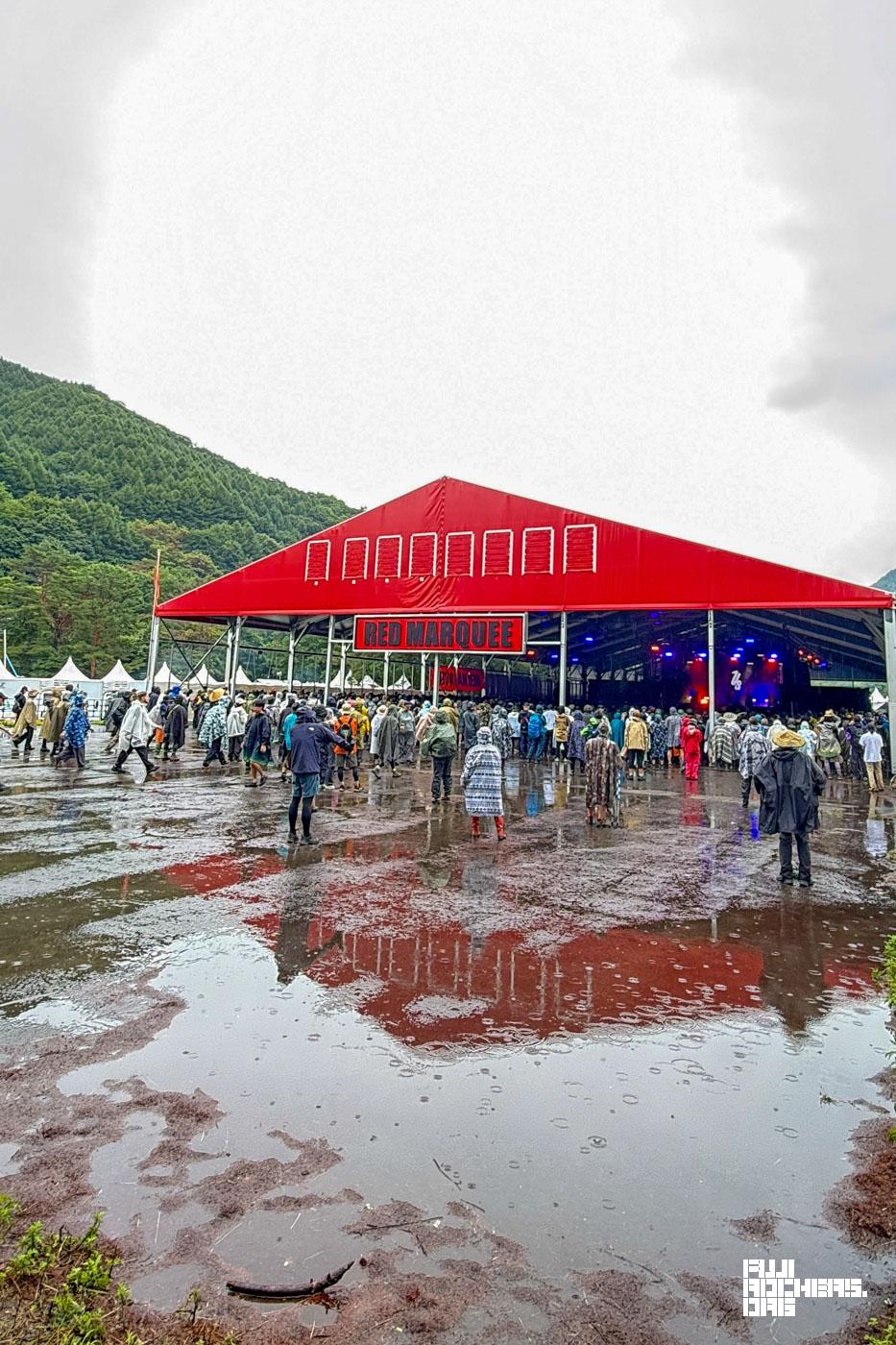 フジロックの雨