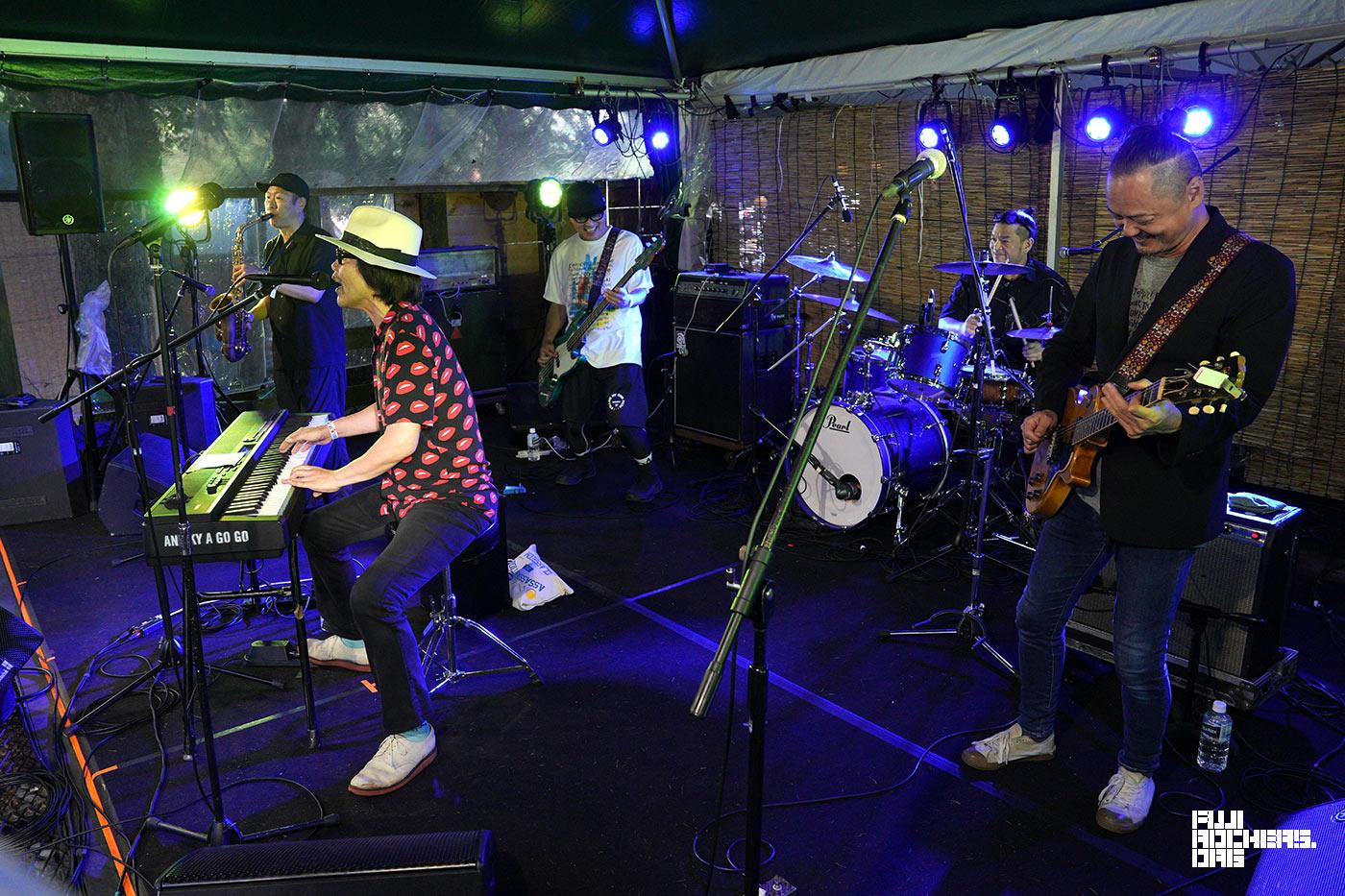 ANIEKY A GO GO ! BAND