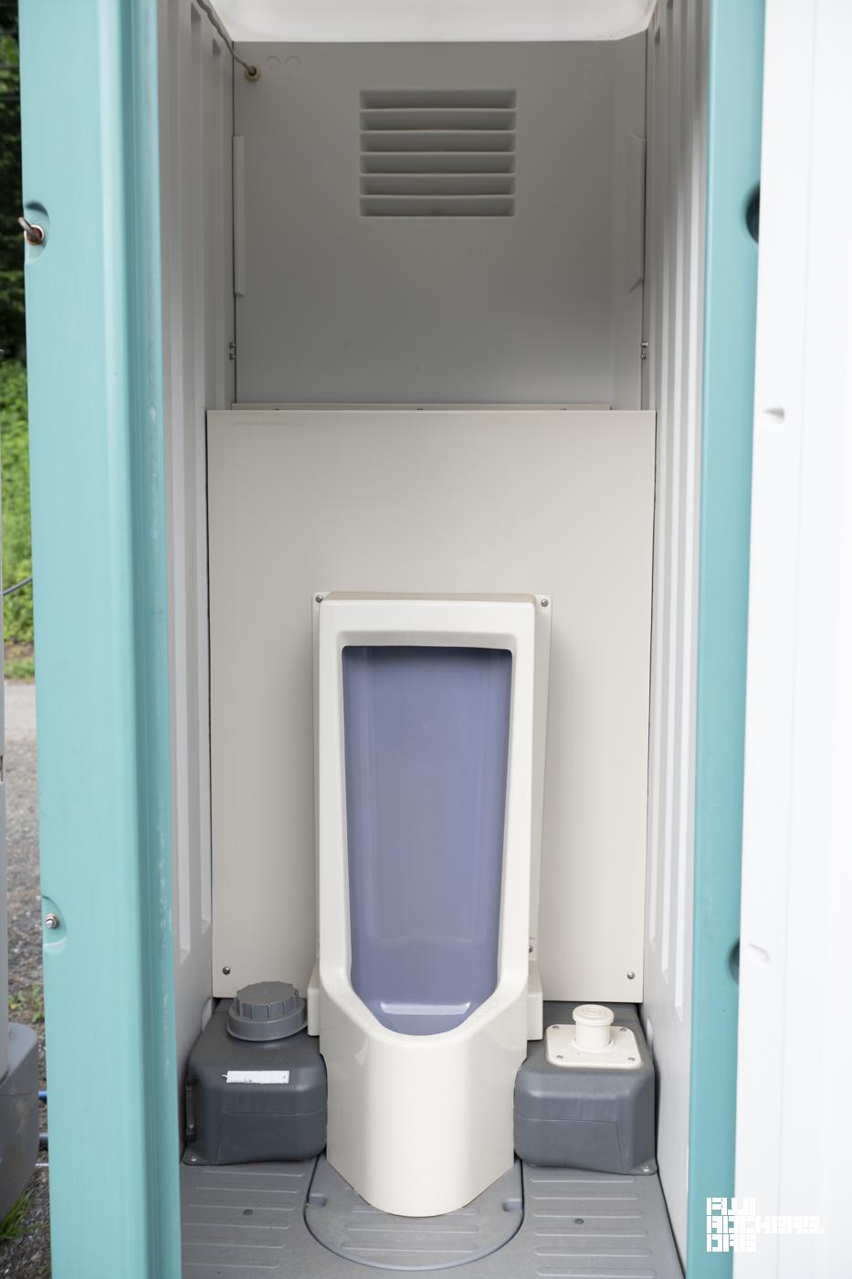 トイレに「フック」あります