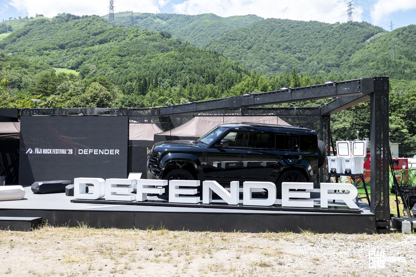 DEFENDERブース、ほぼ完成