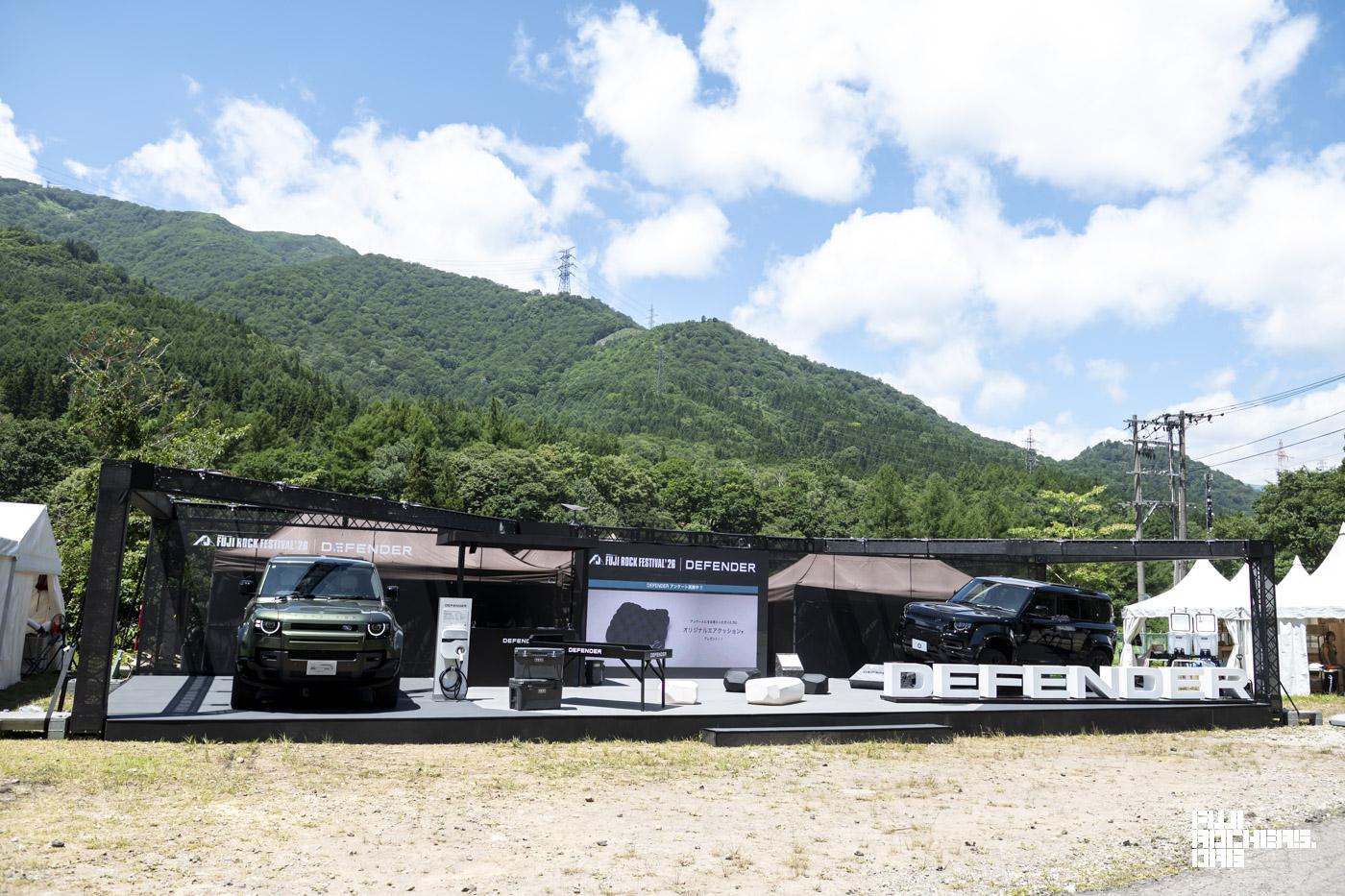 DEFENDERブース、ほぼ完成