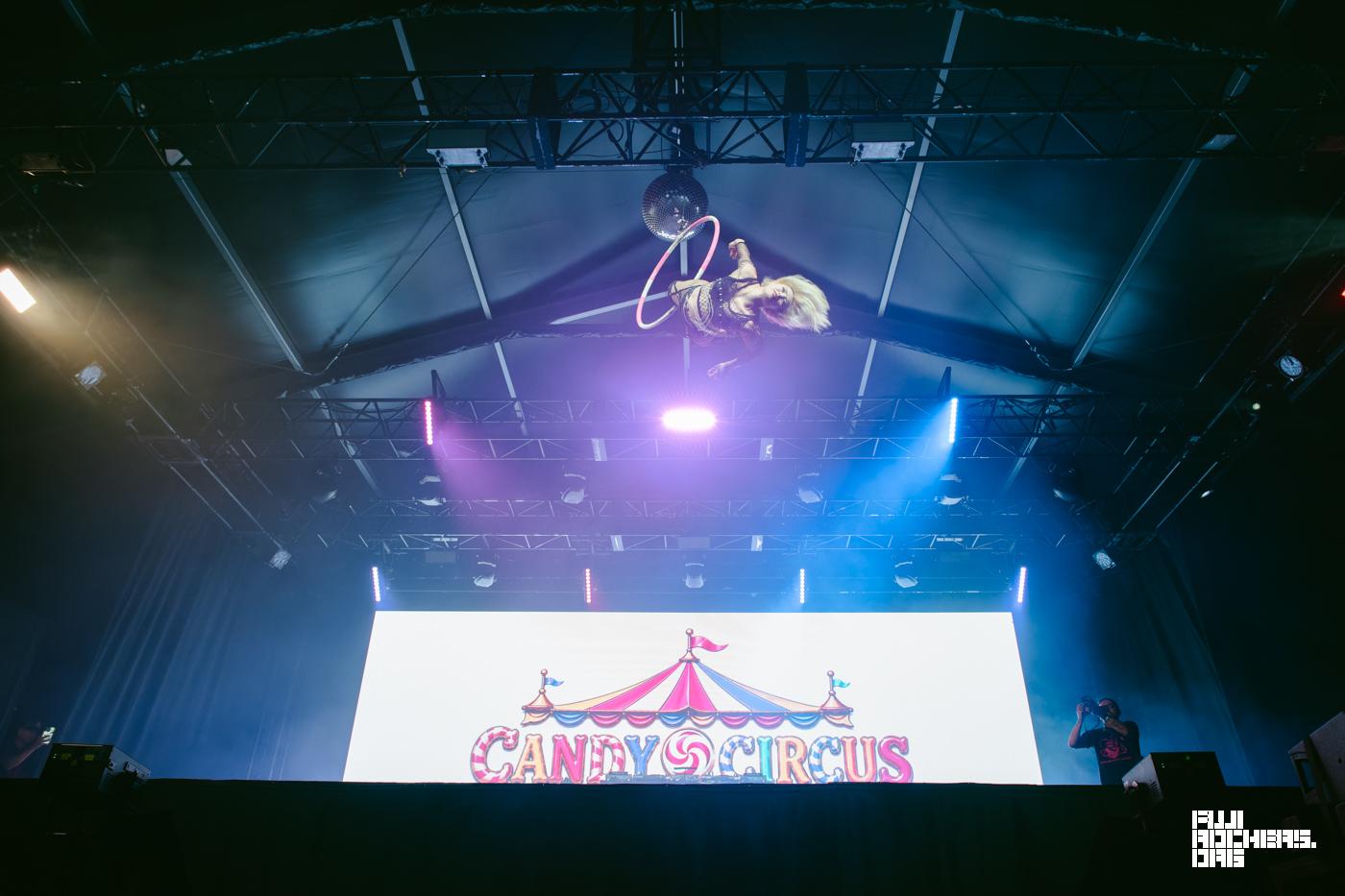 SAKURA CIRCUS