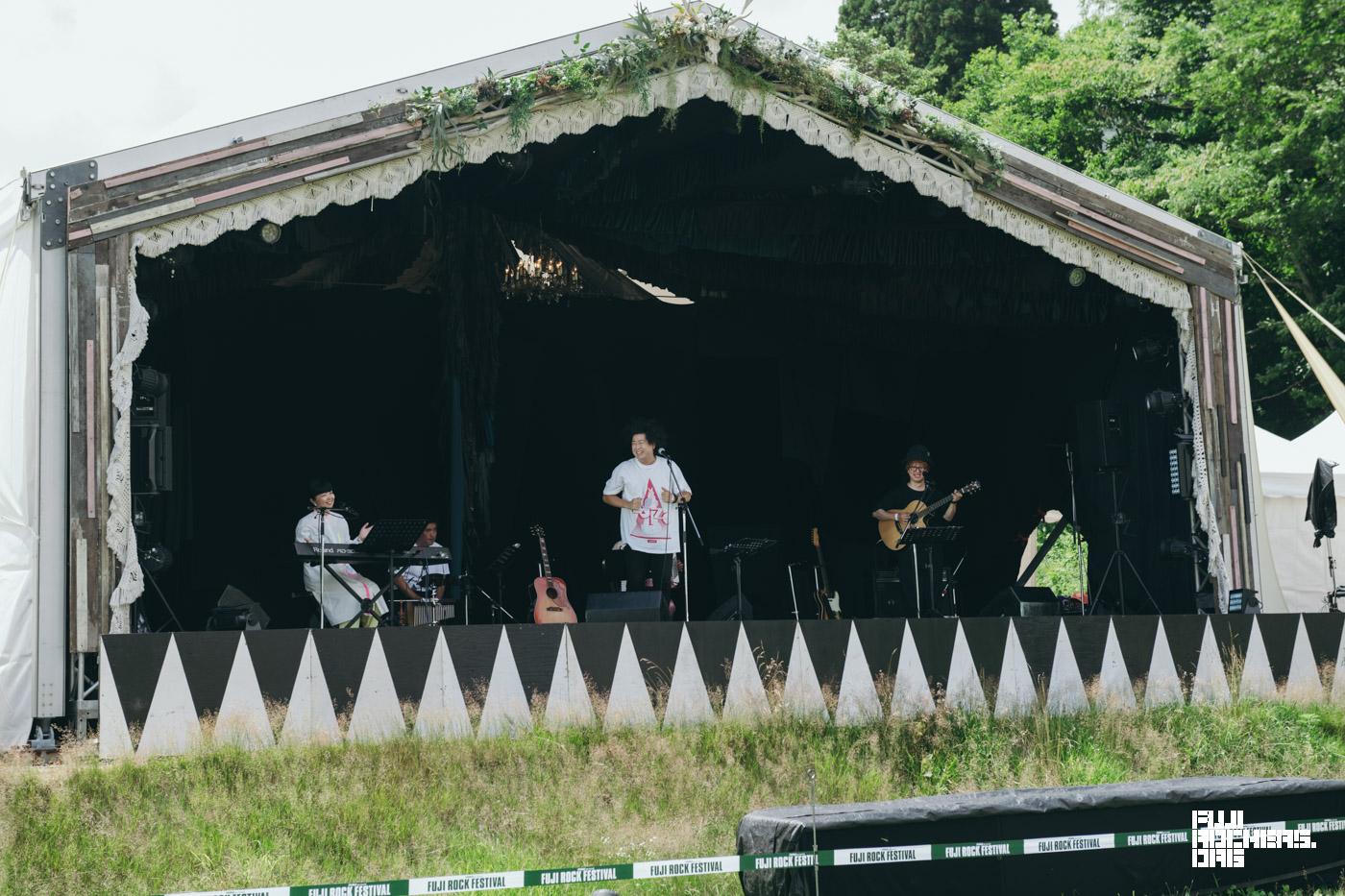 LOVE FOR NIPPON (谷本賢一郎・山岡トモタケ(FLAMYNGS/WHITE ASH)・青谷明日香)