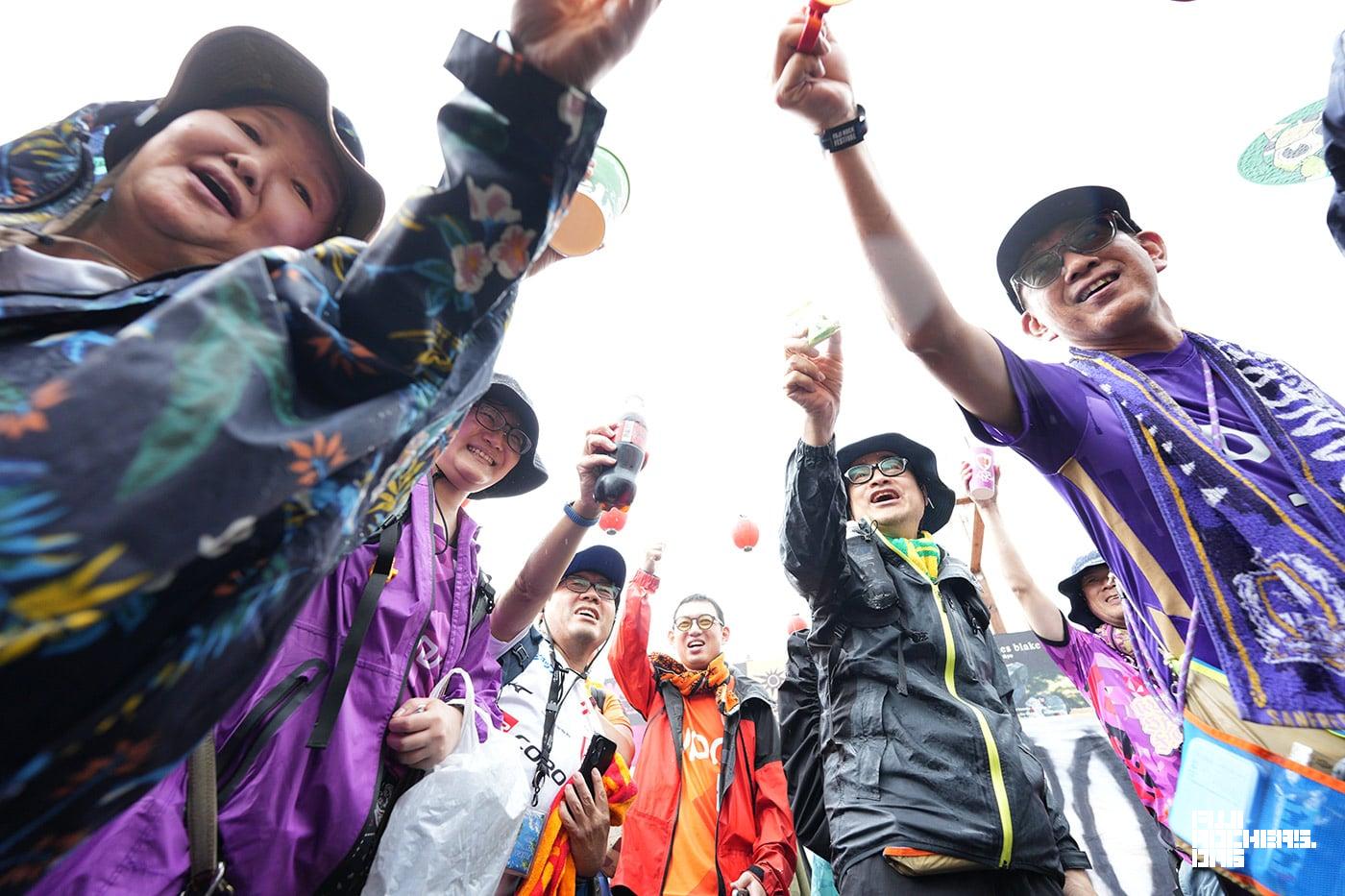 Jリーグ苗場支部で乾杯！集まったサポーターたち
